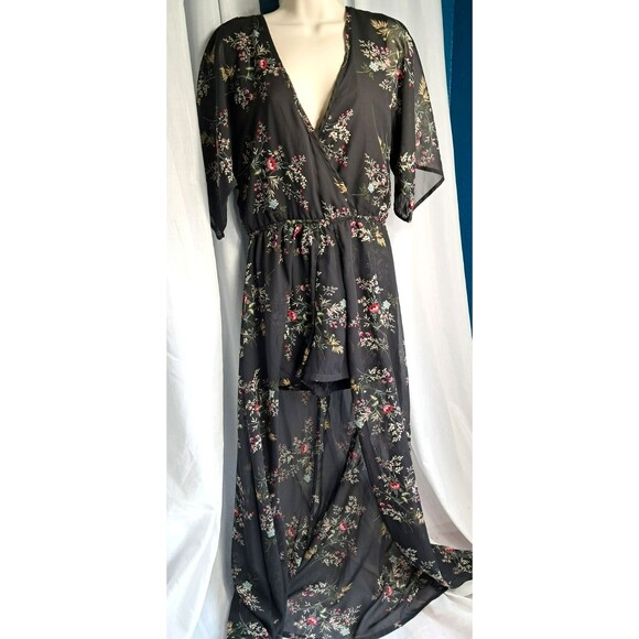 Stiletto's Floral Short  Sleeve Floral Hi-Lo Maxi Romper Dress Size Medium Black - Picture 1 of 11